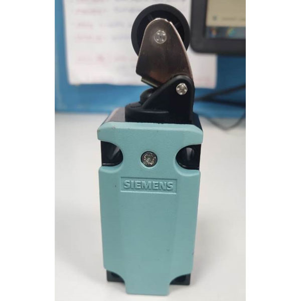 SIEMENS  AG Limit Switch=3SE5112-0CE01