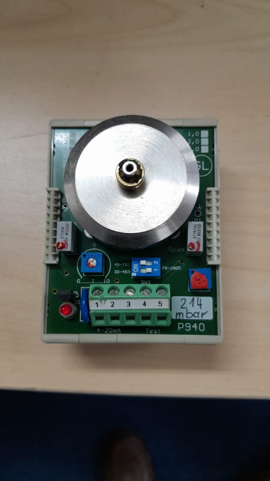 Pressure Transmitter P940,Make: Honey well .