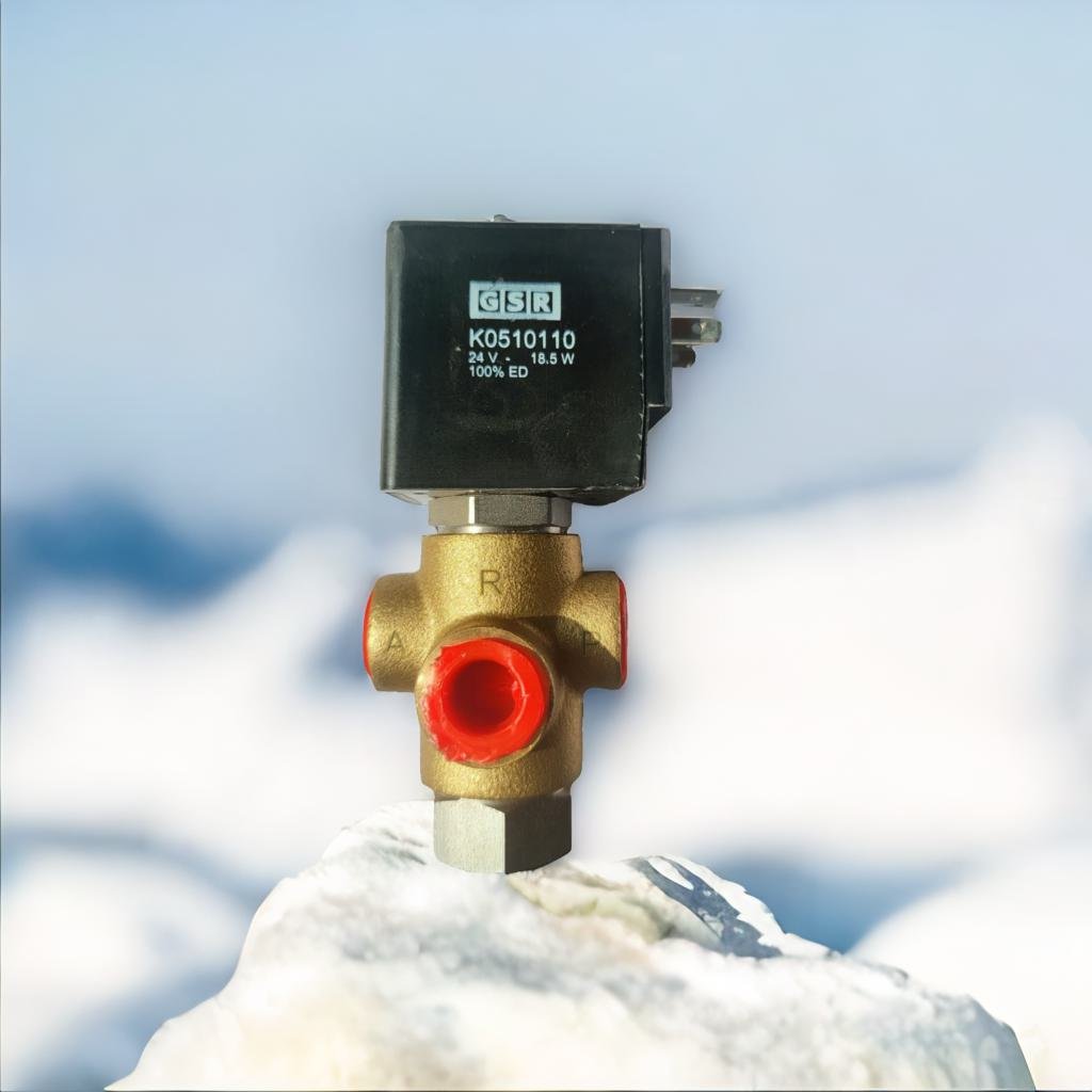3 WAY SOLENOID VALVE , gsr MAKE. K0510110, 24 V DC