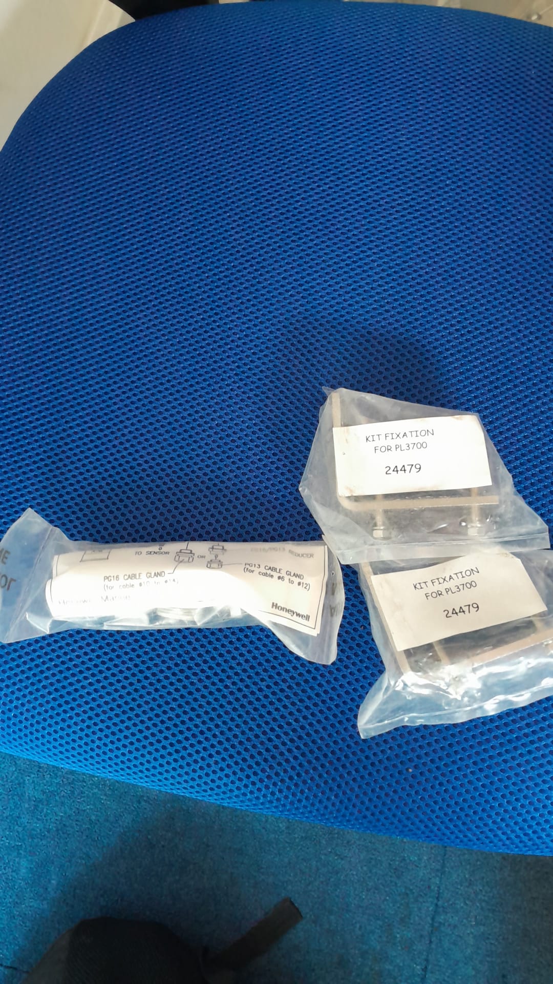 PG16 PVC CABLE GLAND AND FIXING CLAMP FOR PL3700, HONEYWELL MAKE