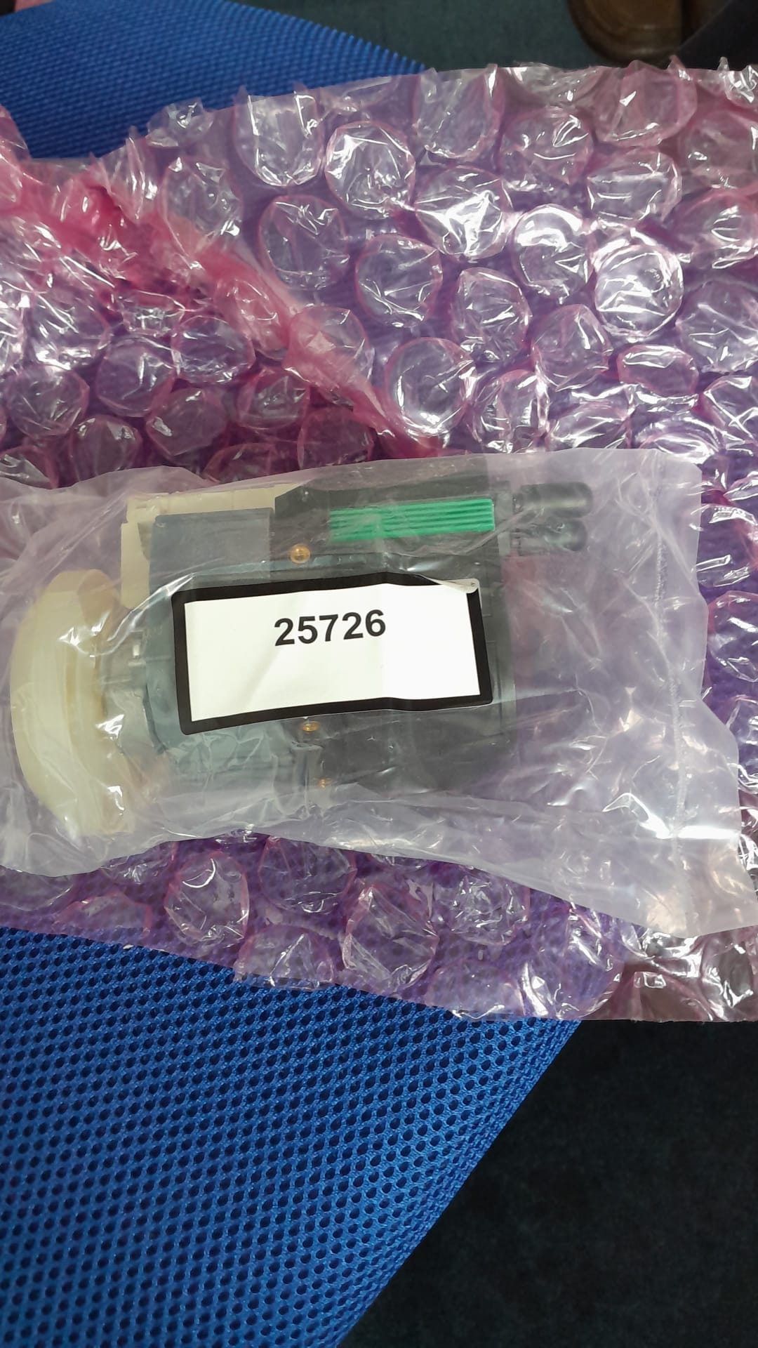 SPARE PUMP FOR GASBALL GAS SYSTEM. P/N  25726, 230 VOLT/ 50Hz