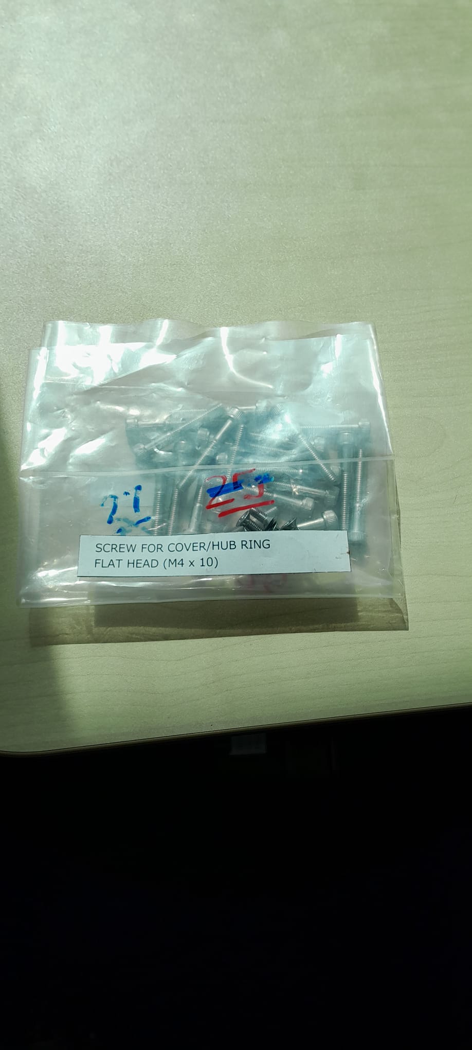 Flat Head Screw for MMC UTI