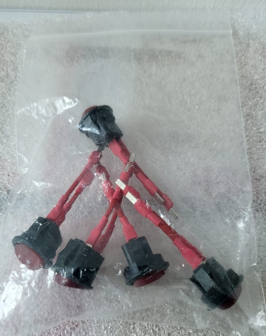 Make - Tanktech, SWITCH ASS'Y - FOR T2015-TFC-02/T2015-TFS-01 - Color - Red - New Genuine